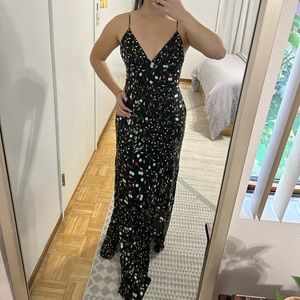 Flattering floral dress with slits